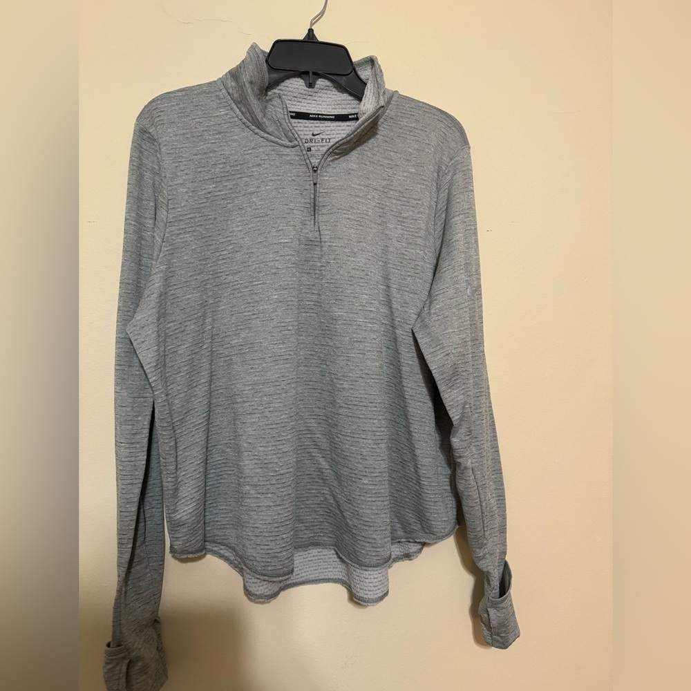 NIKE dry fit pullover for running